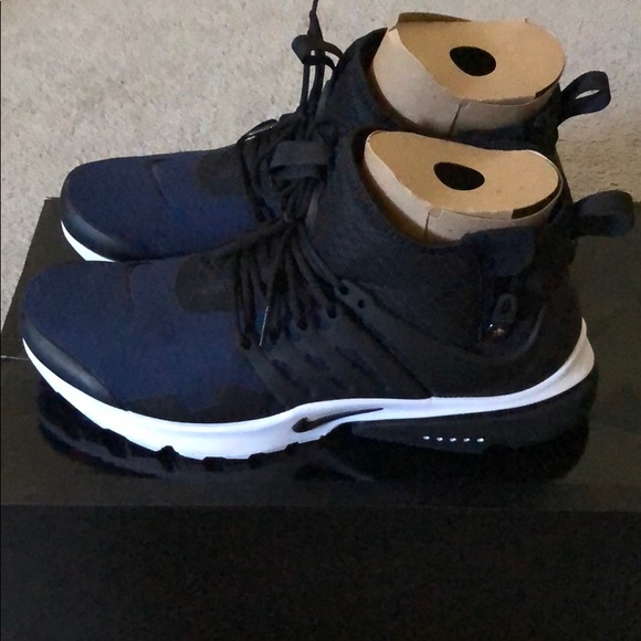 Nike Other - Nike Air Presto Mid Size US 11